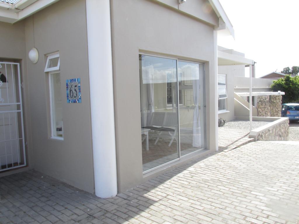 Due South Guest House Langebaan Exterior photo